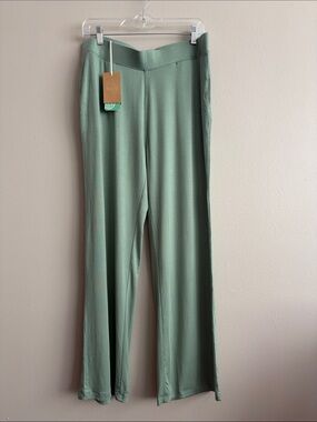 NWT SIJO SoftStretch Eucalyptus Pants Sage Green XL Wide Leg Lounge Cooling